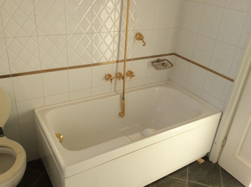 Vasca Bagno I piano