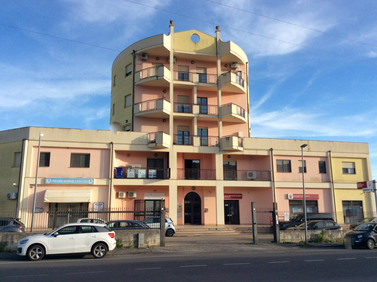 VENDESI APPARTAMENTO A/10 LAMEZIA TERME